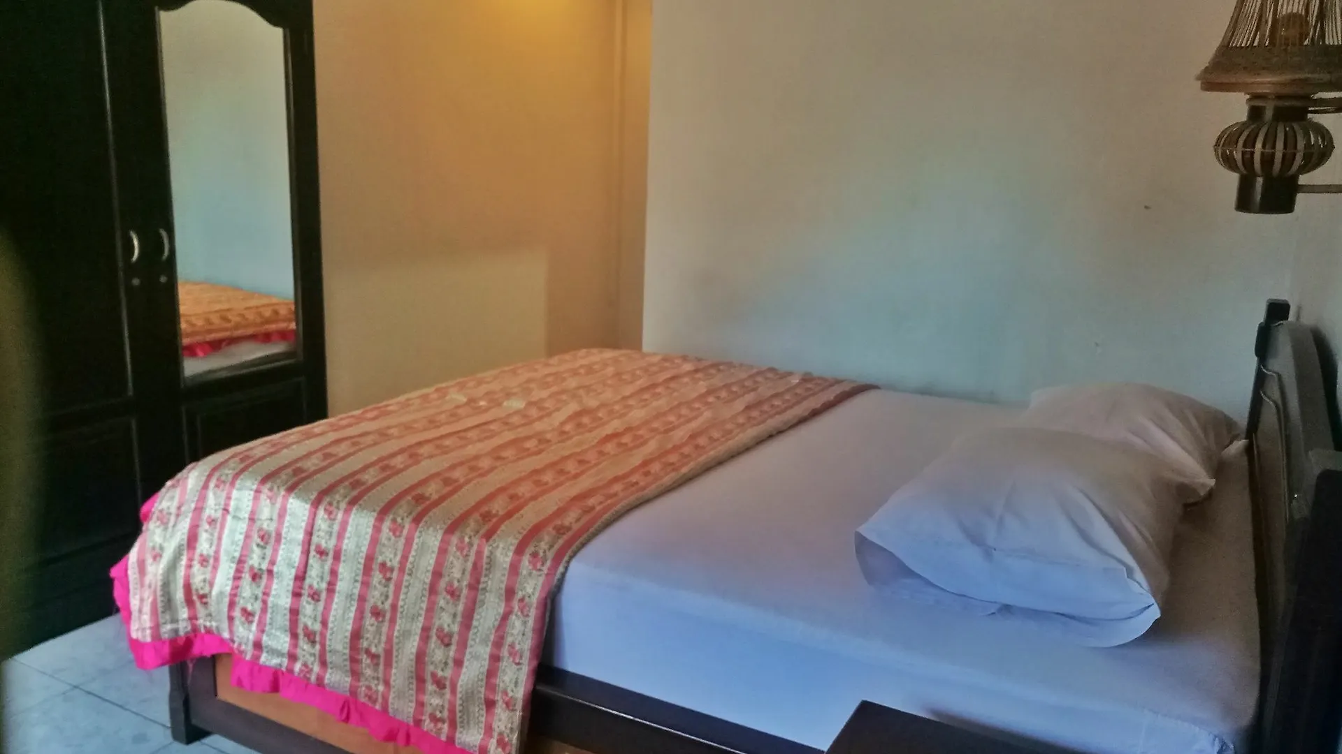 Guest house Taman Mekar Beach Inn Kuta  Indonesia
