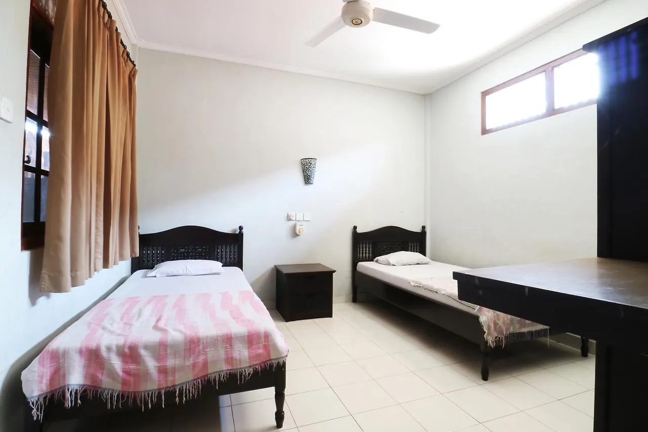 Maison d'hôtes Taman Mekar Beach Inn Kuta Lombok